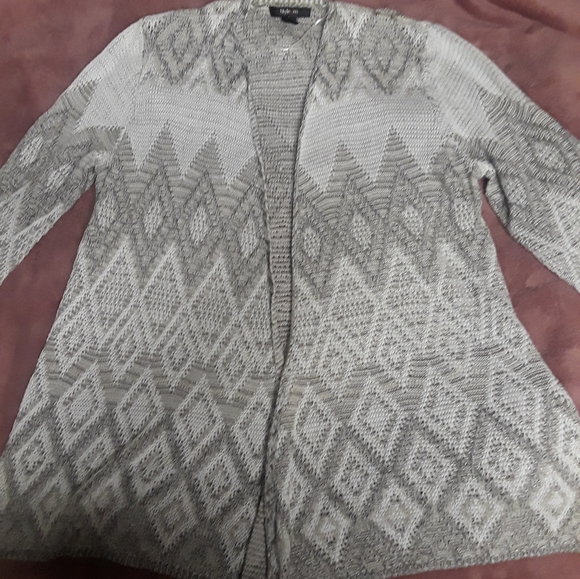 Open sweater - Picture 5 of 5